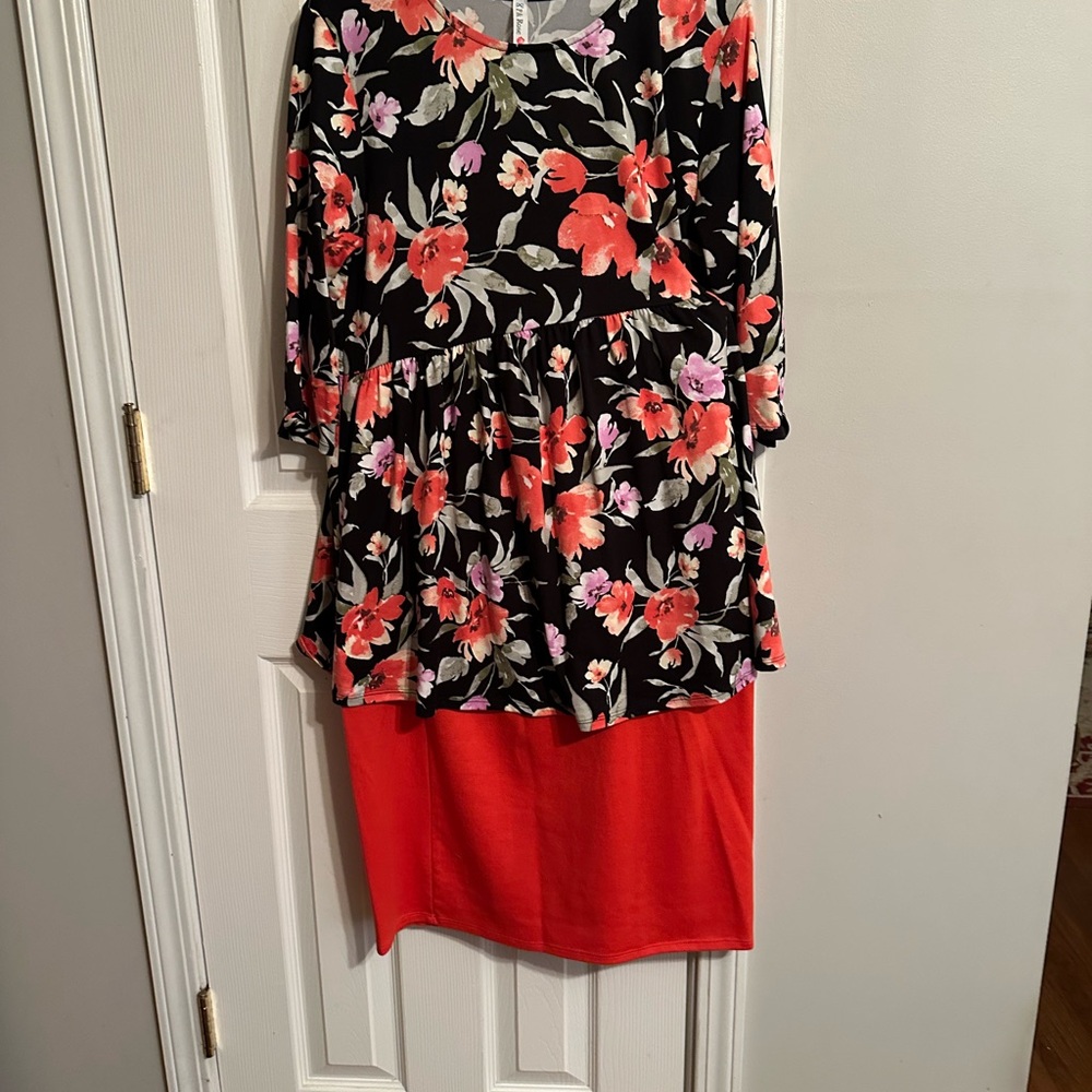 Floral Print Women's Skirt Set